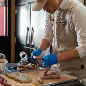 「売ること」も自分たちの仕事の一部。